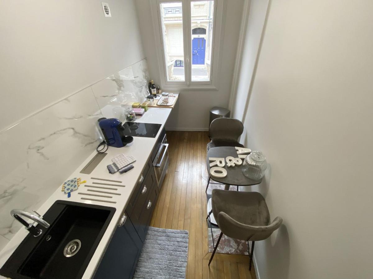 Le Clovis Suites Spa Sauna Reims Bagian luar foto